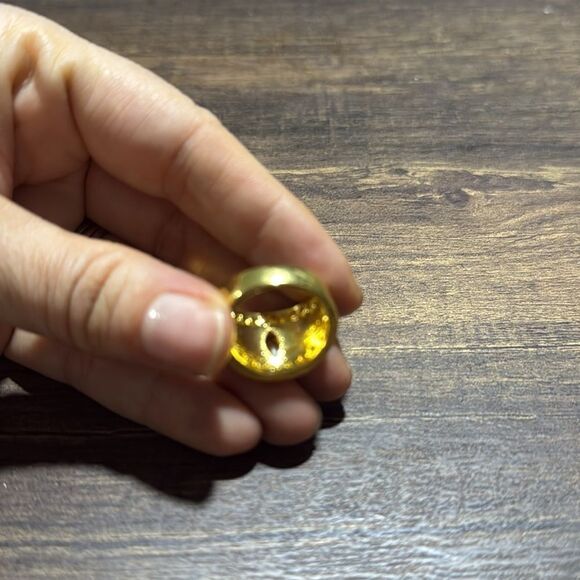 Elegant Gold Plated Zirconia Women's Ring - Picture 6 of 10